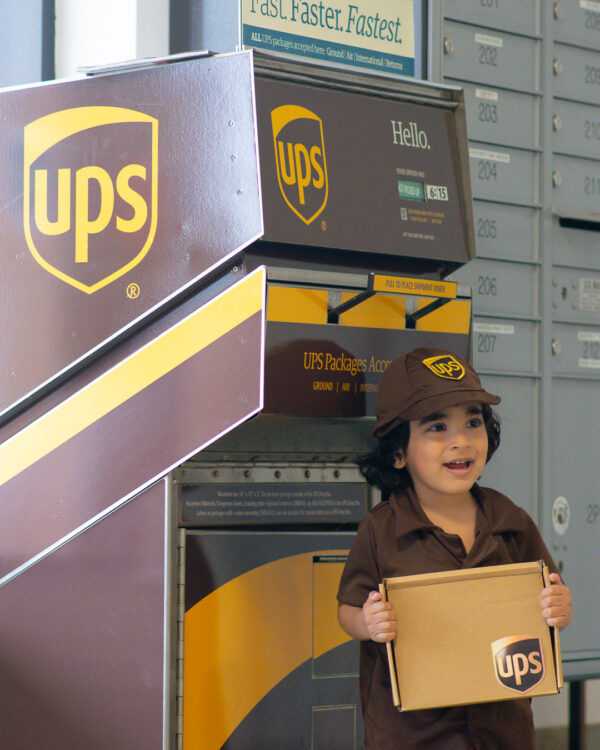 Little Boys' UPS Guy Costume - Image 5